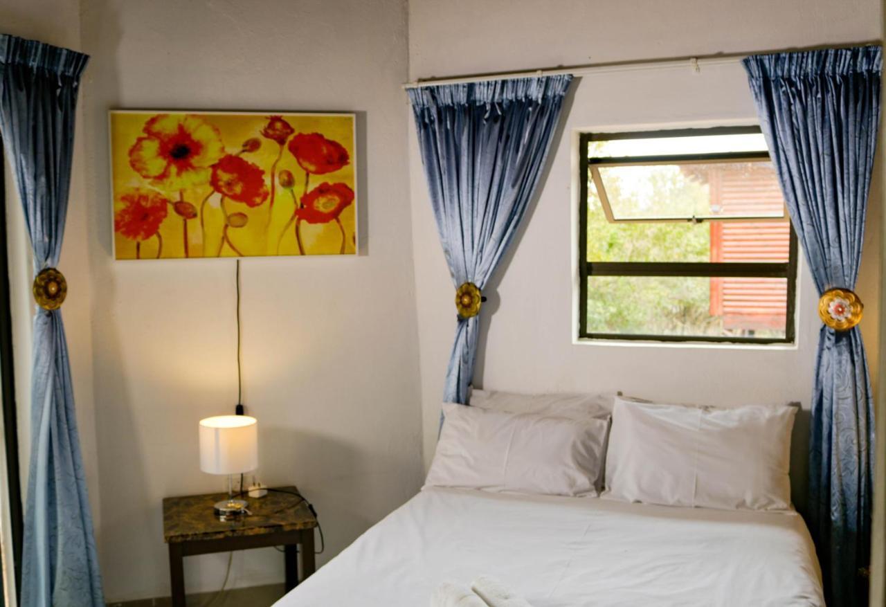Nanisto Bush Lodge Marloth Park Exterior foto